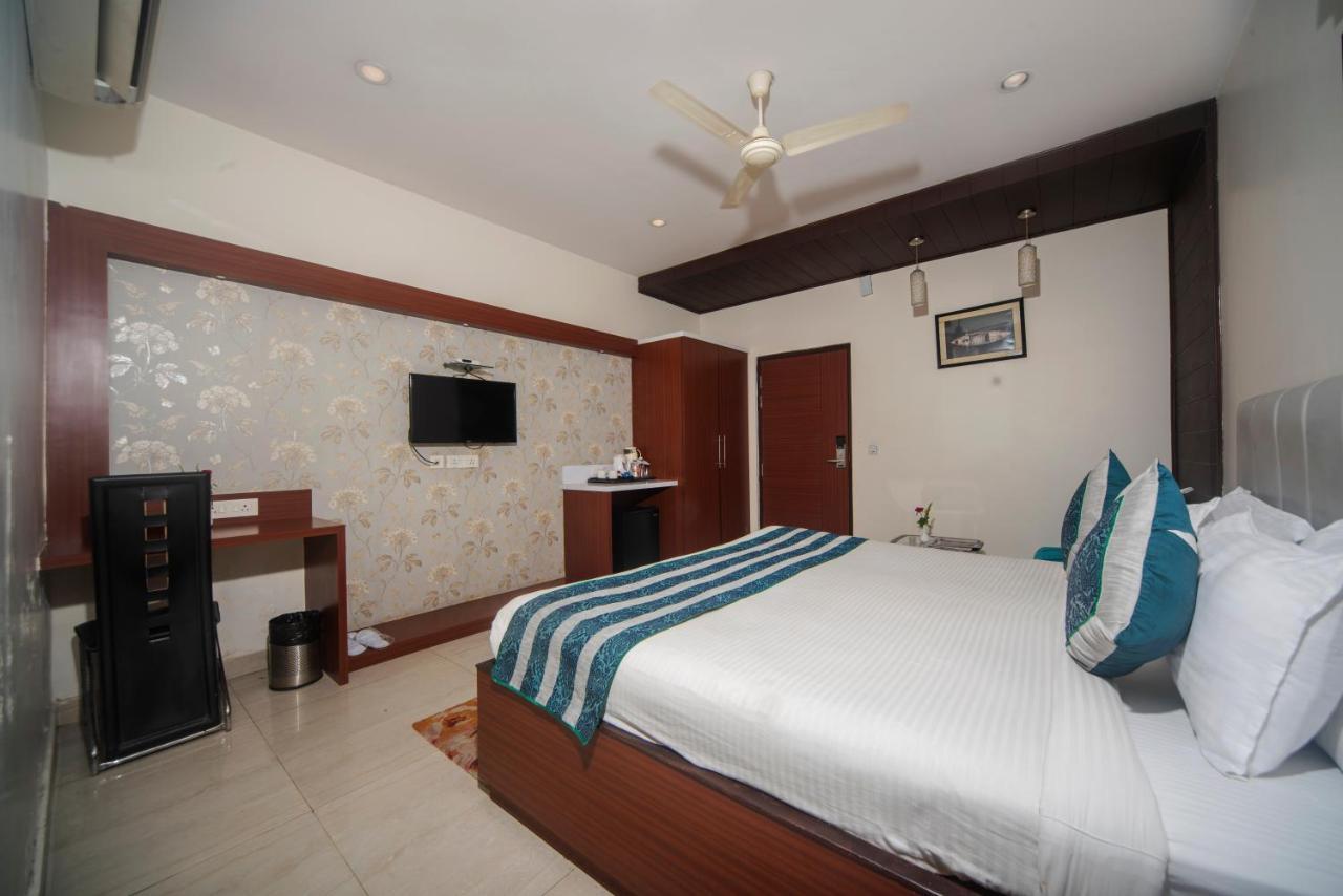 Regency Hotel