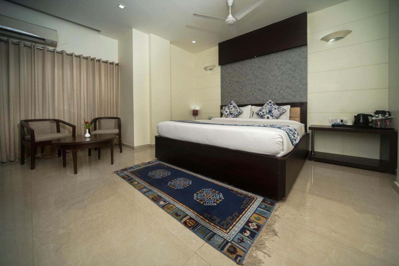 Regency 3*